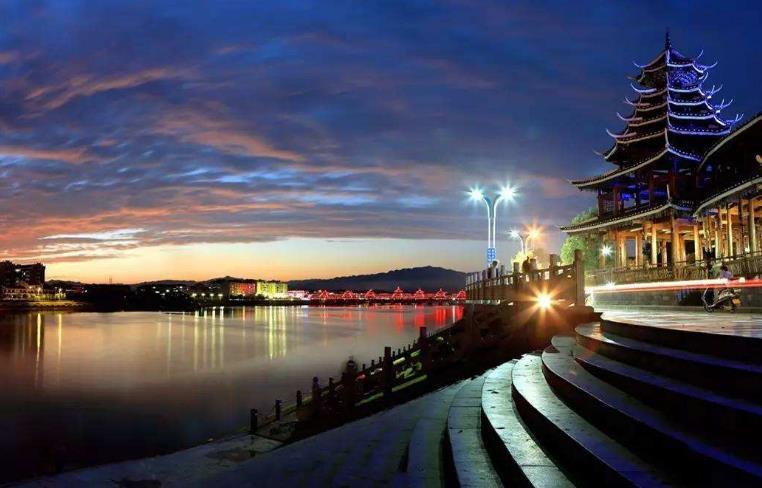 湖南，学习之光照亮自信与成就之路