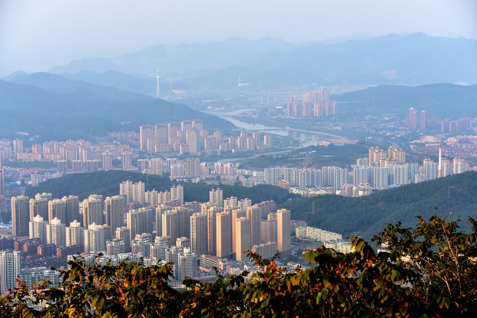 本溪，多维度视角下的城市发展